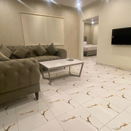 Luxe Suites Bahria Town Lahore Exteriör bild