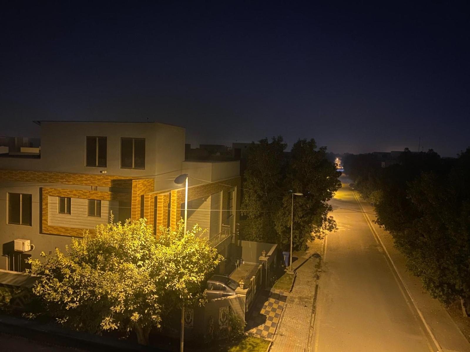 Luxe Suites Bahria Town Lahore Exteriör bild